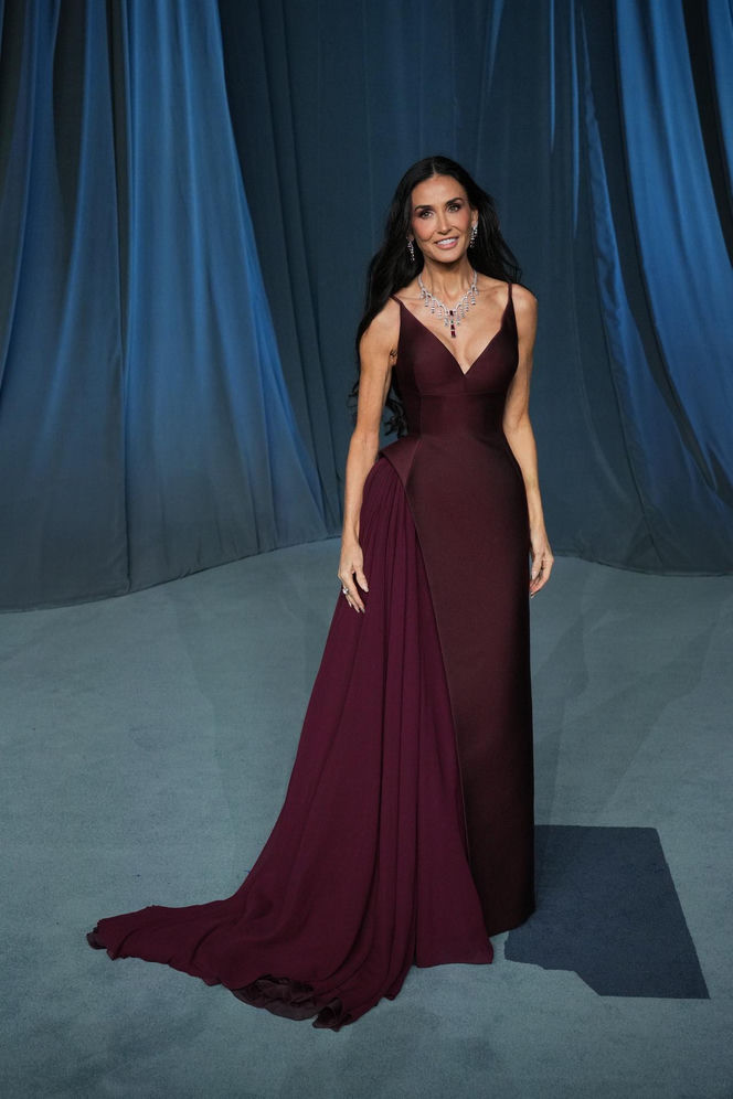 Demi Moore zachwyca na czerwonym dywanie. 63-latka w świetnej formie