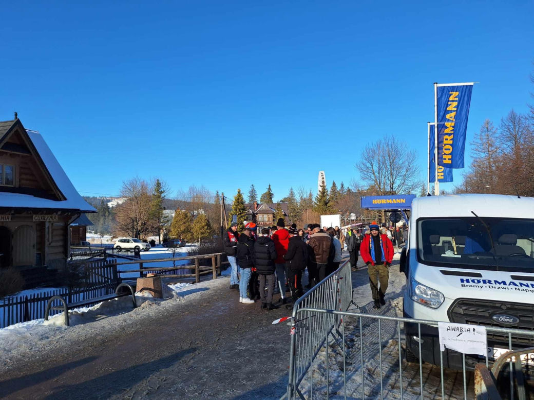 Kibice podczas niedzielnego konkursu Pucharu Świata w Zakopanem