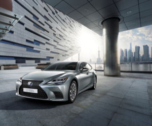 (2021) Lexus LS po liftingu