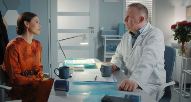 M jak miłość odc. 1921. Joanna (Dominika Sakowicz), Artur Rogowski (Robert Moskwa)