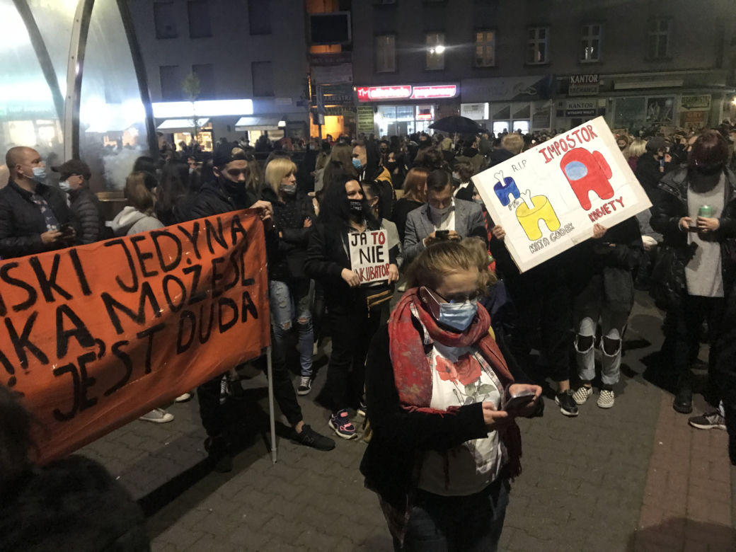 Strajk kobiet w Sosnowcu. Tłumy na ulicach! Wsparcie karetek, medyków i taksówkarzy