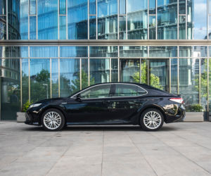 Toyota Camry 2.5 Hybrid Dynamic Force 218 KM e-CVT Executive