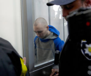 Vadim Shishimarin, rosyjski żołnierz skazany na dożywocie za zamordowanie cywila w Ukrainie. To pierwszy wyrok