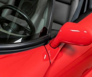 Dodge Viper z przebiegiem 34 mil