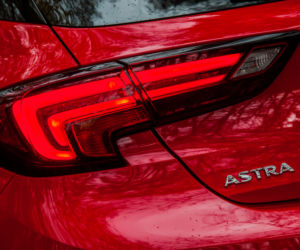 Opel Astra 1.6 BiTurbo 150 KM M6