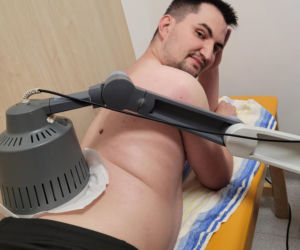 „Oddałem serce chorym dzieciom, teraz sam tonę w bólu”. Znany społecznik Przemek potrzebuje pomocy