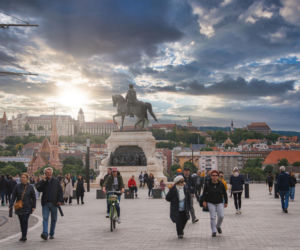 Sztuczna inteligencja wybrała 5 najmodniejszych miast w Europie. Musisz pojechać tam na weekend!