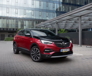 Opel Grandland X Hybrid4