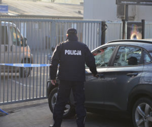 Zastrzelił syna w sklepie