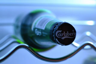 Carlsberg wstrzyma produkcję. Brakuje CO2, ogromny problem branży spożywczej