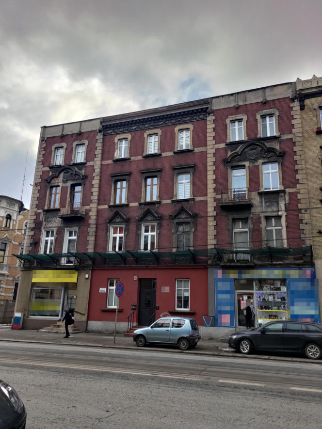 Zabił ukochaną dwoma nożami