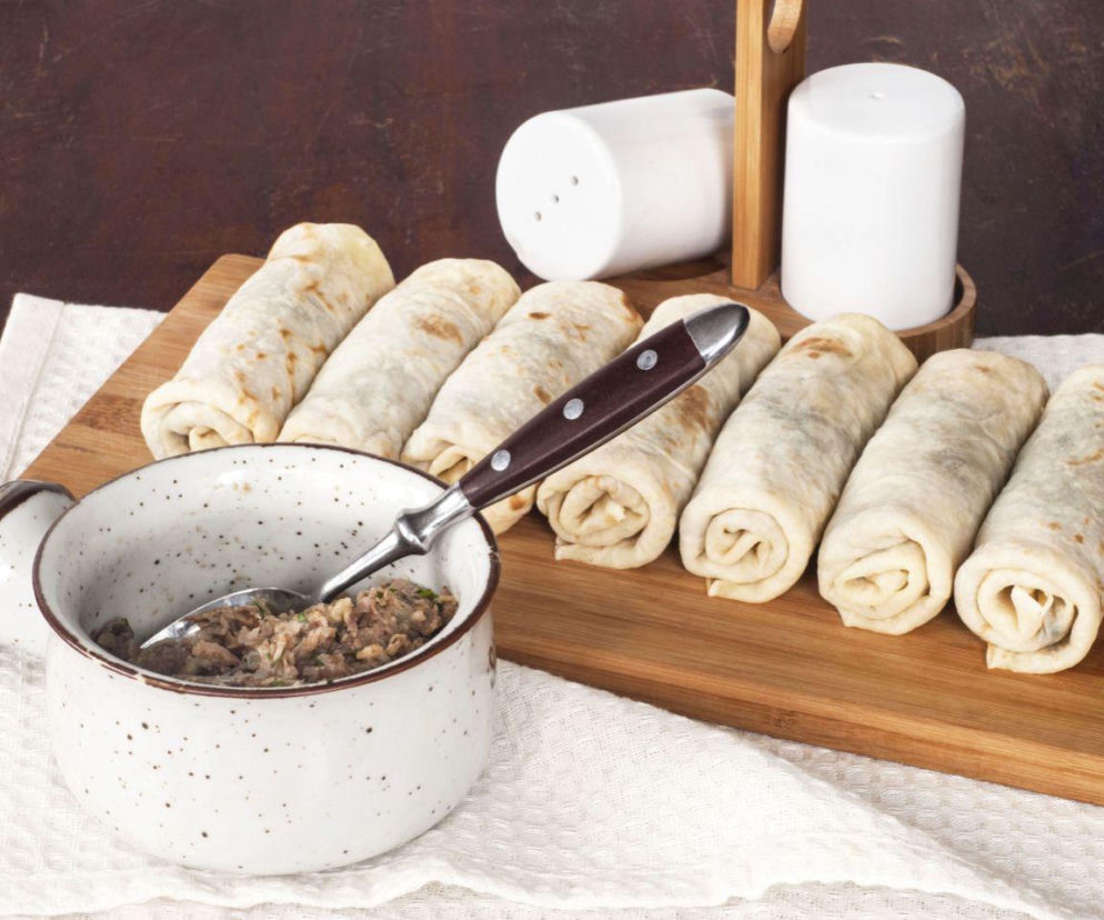 krokiety z kapustą i grzybami Tomka Strzelczyka