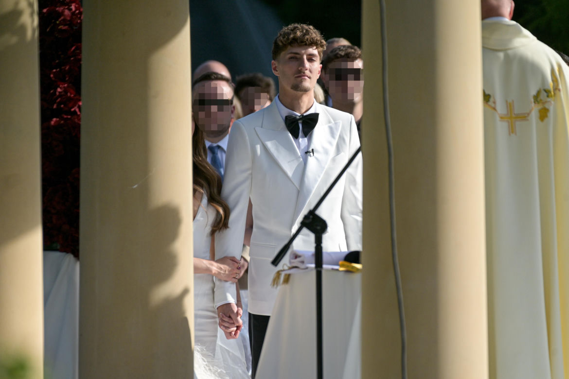 Daria Syta i Igor Grobelny wzięli dziś ślub. Suknia panny młodej wyglądała pięknie!