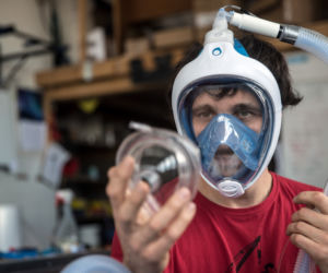 Tak drukują respiratory dla szpitali