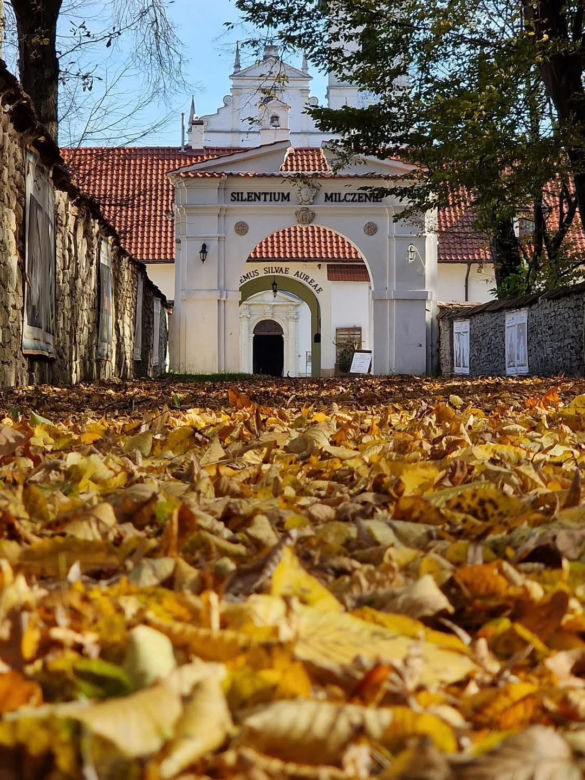 Pustelnia Złotego Lasu w Rytwianach