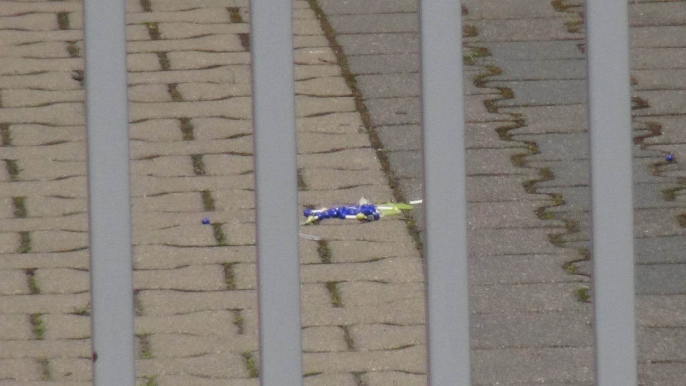 Alarm w Piasecznie! Więzień pobił policjanta i uciekł sprzed sądu!