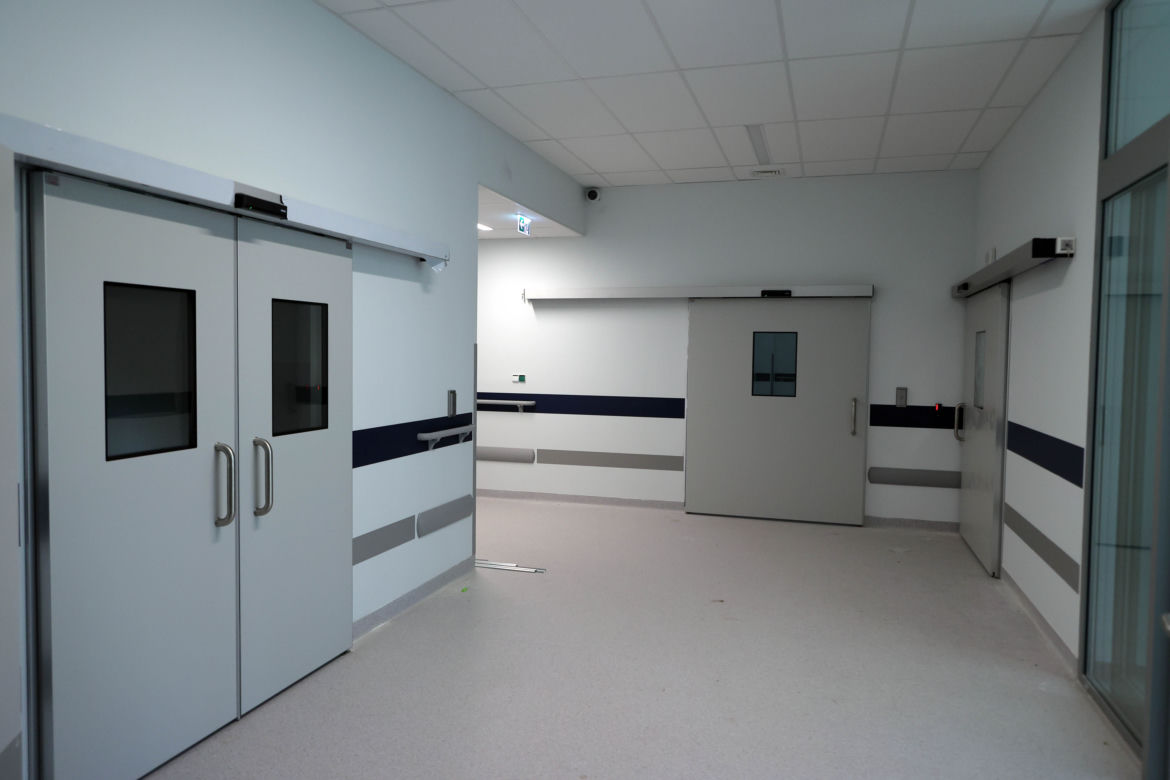 Nowy szpital w Legionowie bez SORu i porodówki. Wpadka ministra? 