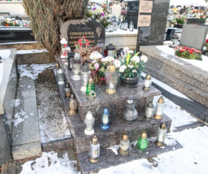 Grób Gierka a 113. rocznicę jego urodzin