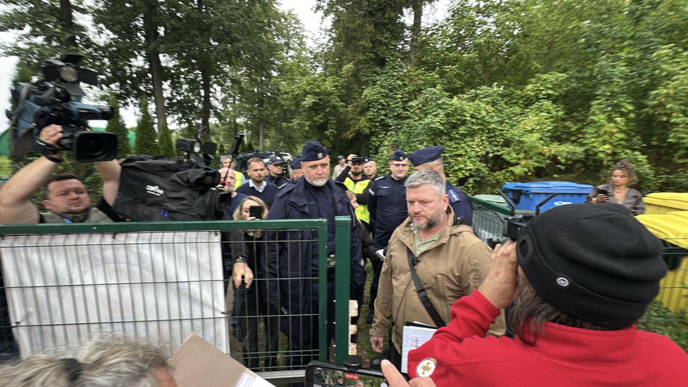 Komornik wszedł do bazy ratowników. Przez 48 lat ratowali ludzi. Sprzęt zabrali w ostatniej chwili