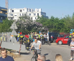 Kłęby dymu we Wrocławiu. Duży pożar na południu miasta