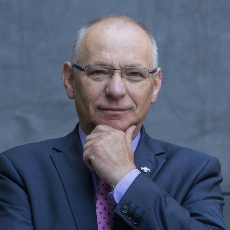 Gigantyczne podwyżki dla polityków