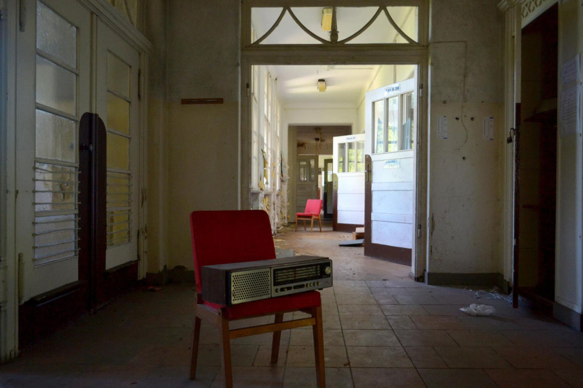 Sfotografował opuszczony szpital i prosektorium. Tylko dla ludzi o mocnych nerwach! 