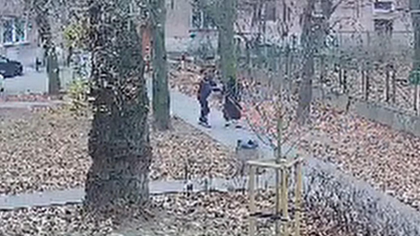 Seria napadów w Warszawie. Złodziej-multirecydywista brutalnie okradał seniorki. Jedną rzucił o chodnik!