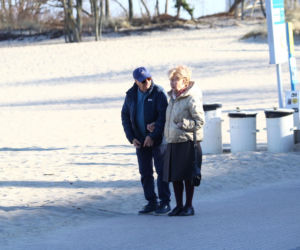 Stefan Friedmann z żoną na spacerze