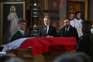 Przyjaciele żegnają Łukasza Litewkę w poruszających słowach. Czekałem na Twój telefon