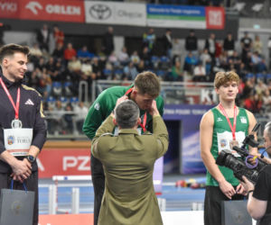 Halowe mistrzostwa Polski w Kujawsko-Pomorskiej Arenie Toruń. Zdjęcia kibiców i zawodników