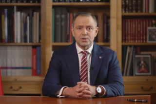 Karol Nawrocki pobił rekord III RP! Wyprzedził Aleksandra Kwaśniewskiego w niecały rok