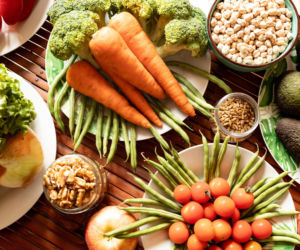 Jedzą vege i myślą, że chronią mózg. Ten błąd może zwiększać ryzyko demencji