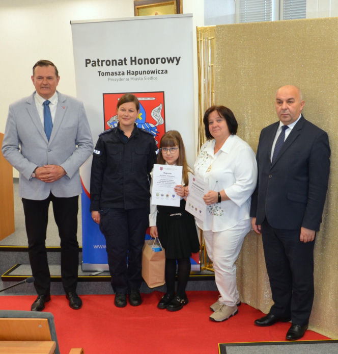 „Plastyczne Oscary” i mosty między pokoleniami. Wielki finał konkursów w ramach kampanii „Widzę – rozmawiam – reaguję” w Siedlcach