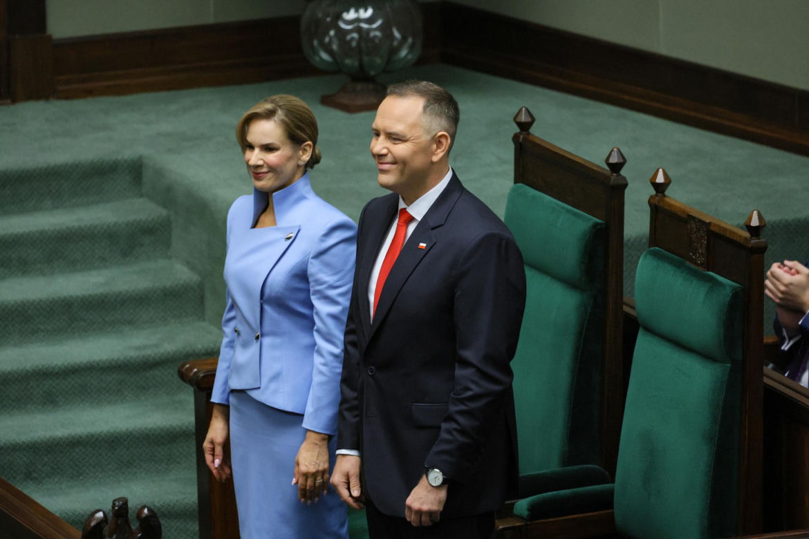 Marta Nawrocka cała na niebiesko zachwyciła w Sejmie  
