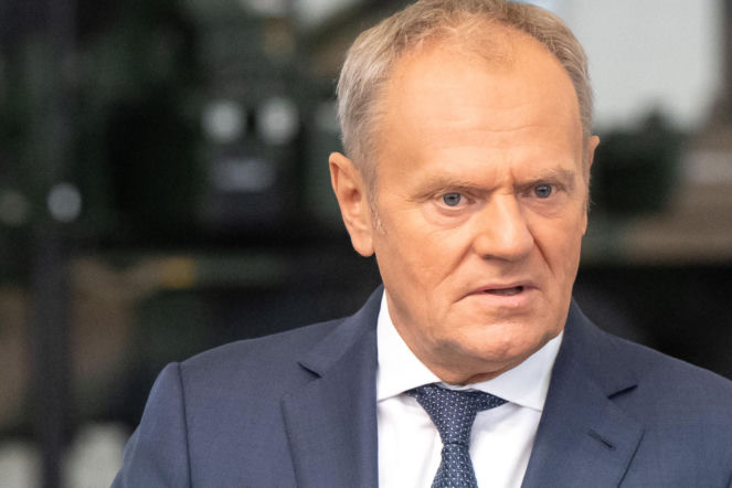 PiS składa zawiadomienie na Tuska. Oskarżają go o korupcję!