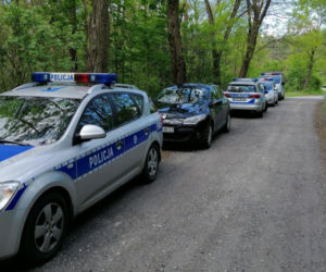 Ponad sto osób w akcji, policyjny śmigłowiec i dron. Poszukiwaną 27-latkę odnaleziono na... Śląsku