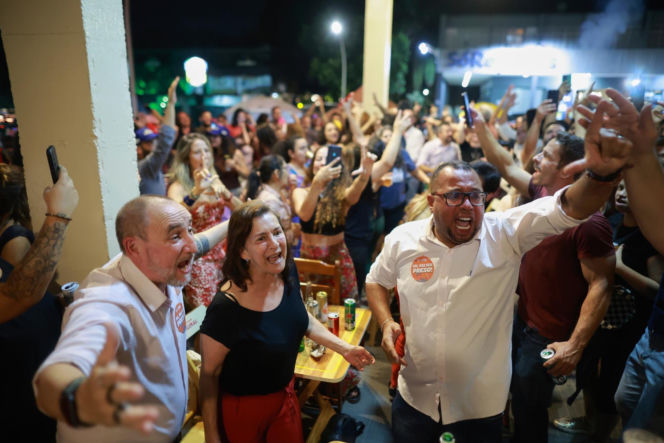 Był prezydent próbował uciec z aresztu! Użył lutownicy