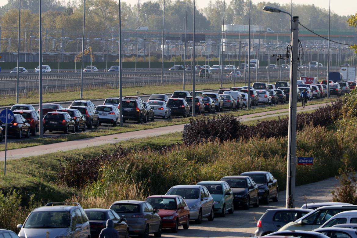 Lanos roztrzaskał się na słupie