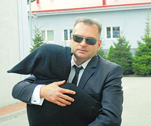 Ukradłam ojcu milion zł bo ukochany mnie prosił