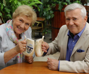 M jak miłość odc. 1011. Barbara (Teresa Lipowska), Stanisław (Włodzimierz Matuszak)