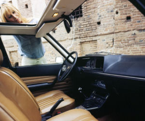 Peugeot 604
