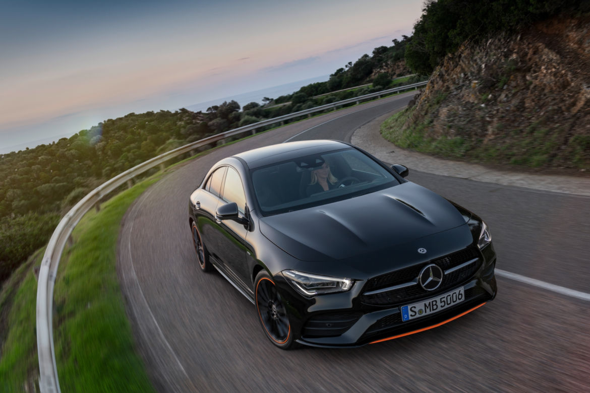 Mercedes-Benz CLA Coupe Edition Orange Art AMG Line