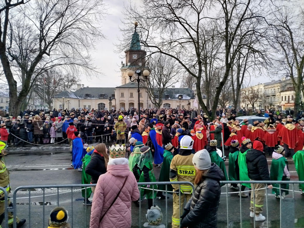 Z okazji rozpoczętego w styczniu 2025 Roku Jubileuszowego, tegoroczne obchody święta Trzech Króli w Siedlcach były wyjątkowo uroczyste. 