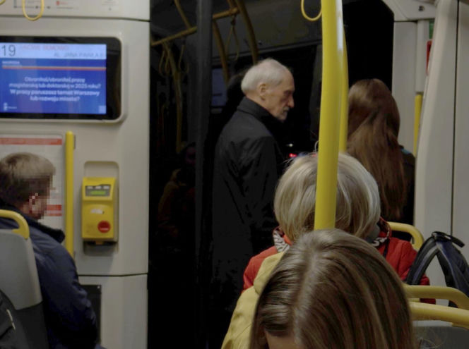 Antoni Macierewicz jeździ za darmo