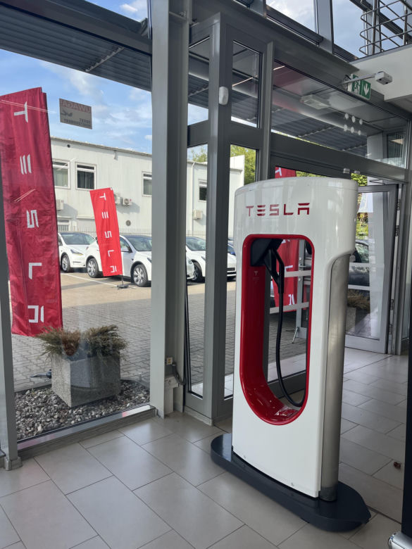 Centrum Tesla Warszawa 