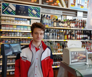 Pracownik stacji uratował życie klienta 