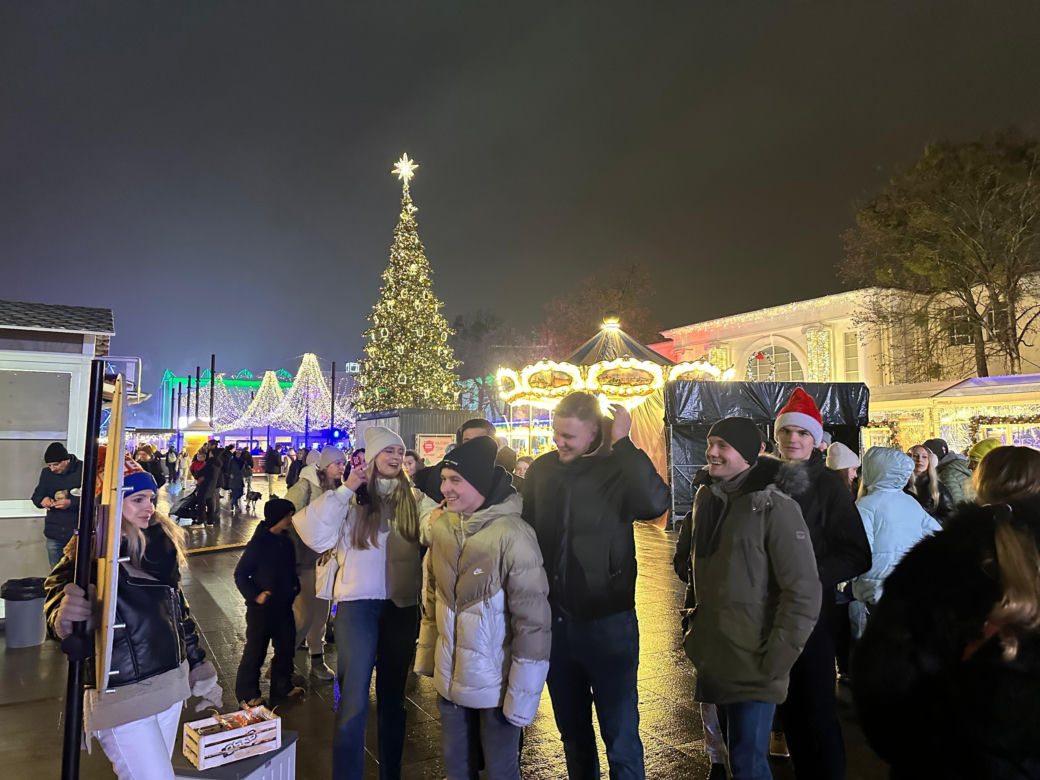Ekipa Eski rozdaje Wam choinki