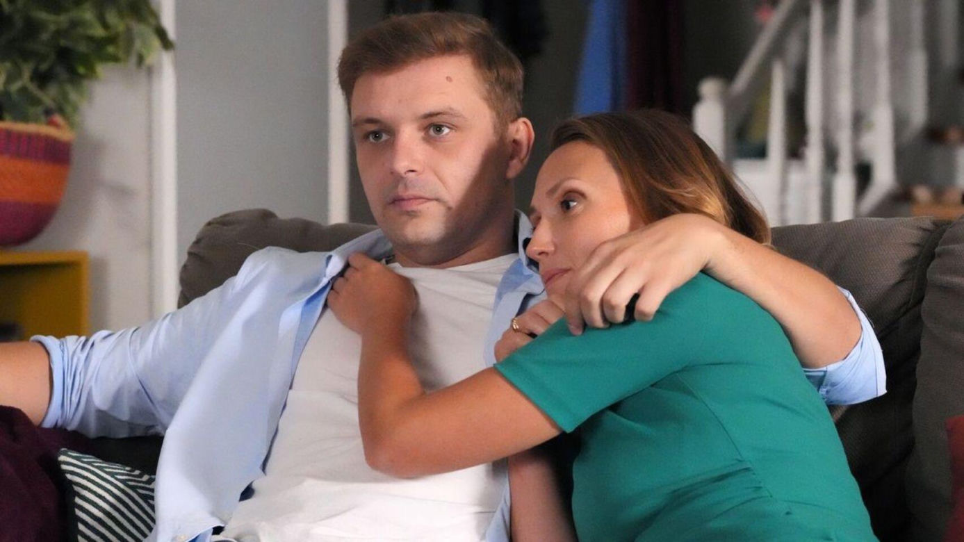	Barwy szczęścia odc. 3137. Asia Sokalska (Anna Gzyra), Hubert (Marek Molak)