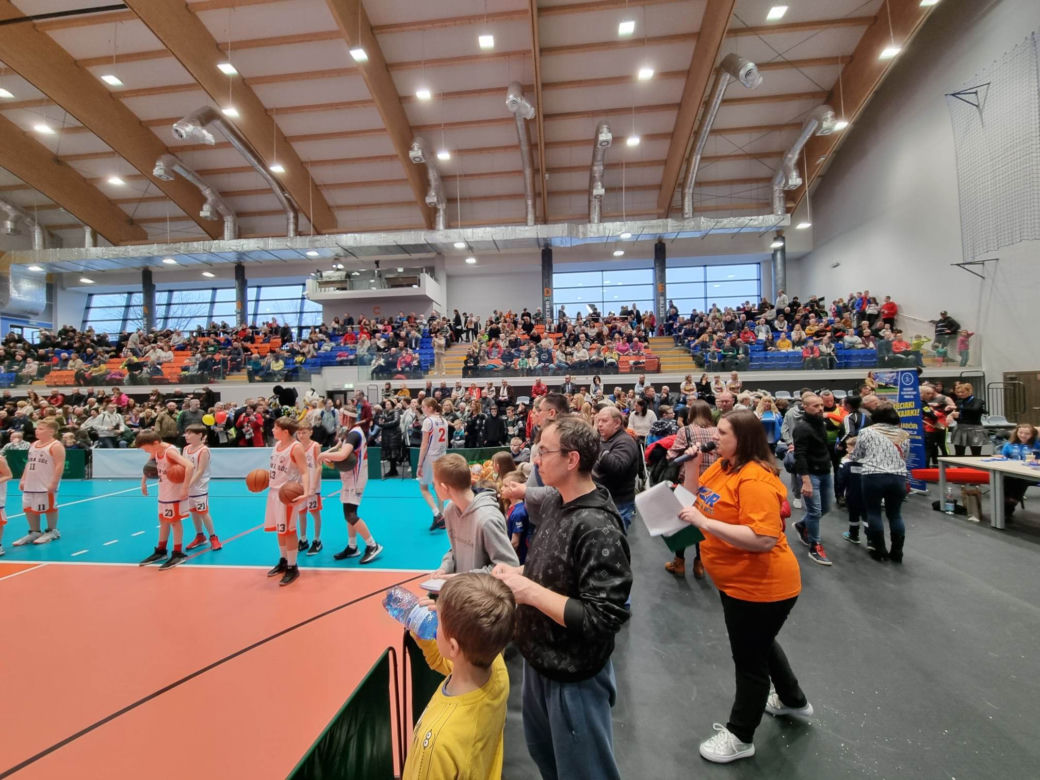 Hala Sportowa w Nowej Soli 