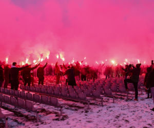 Prezydent na Jasnej Górze wśród kibiców. Podziękował za obronę  hasła „Bóg, Honor, Ojczyzna”
